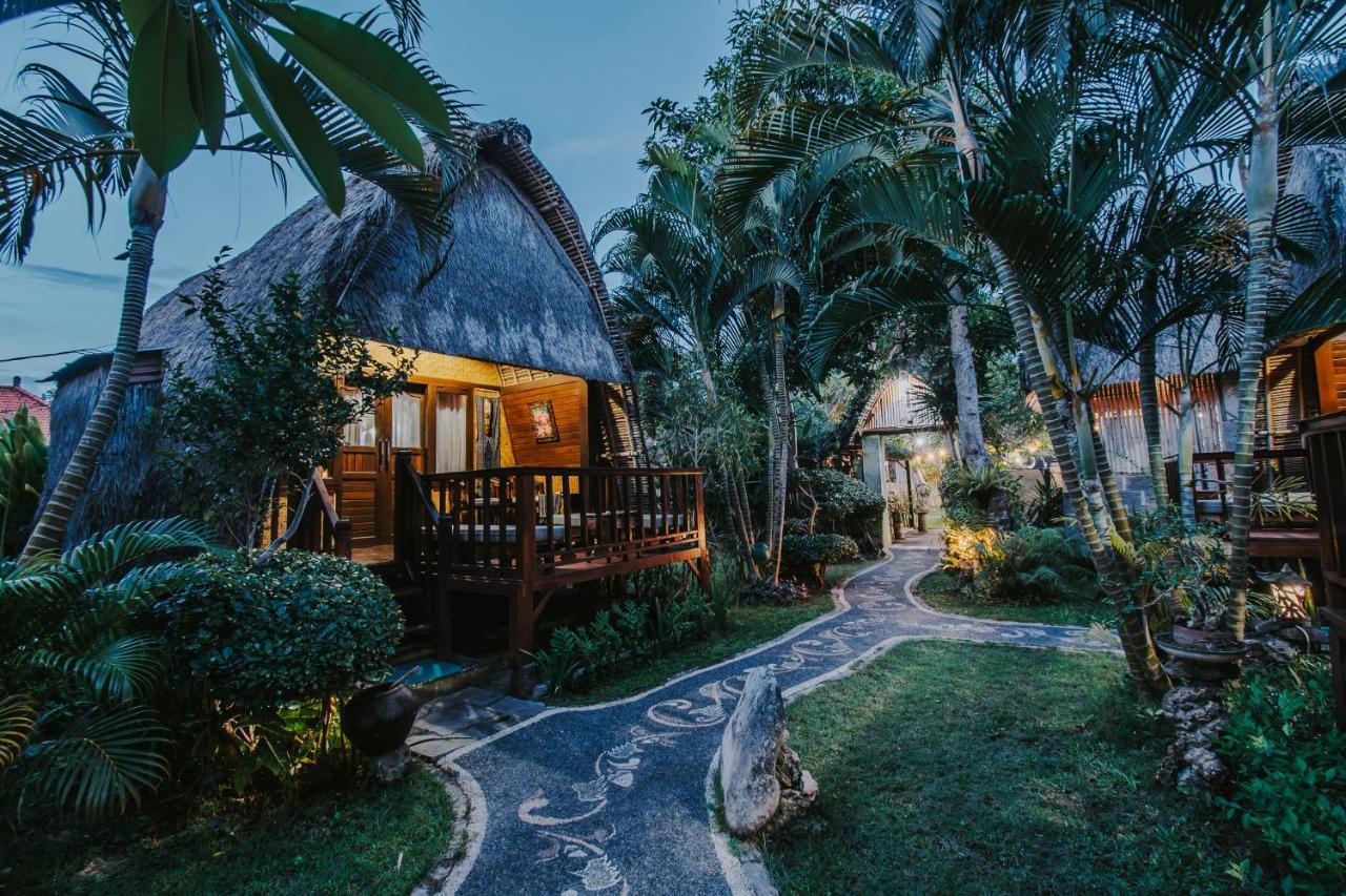 Alam Nusa Bungalow Huts & Spa Нуса-Лембонган Экстерьер фото
