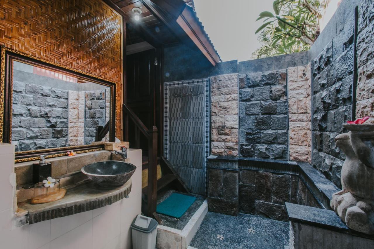 Alam Nusa Bungalow Huts & Spa Нуса-Лембонган Экстерьер фото
